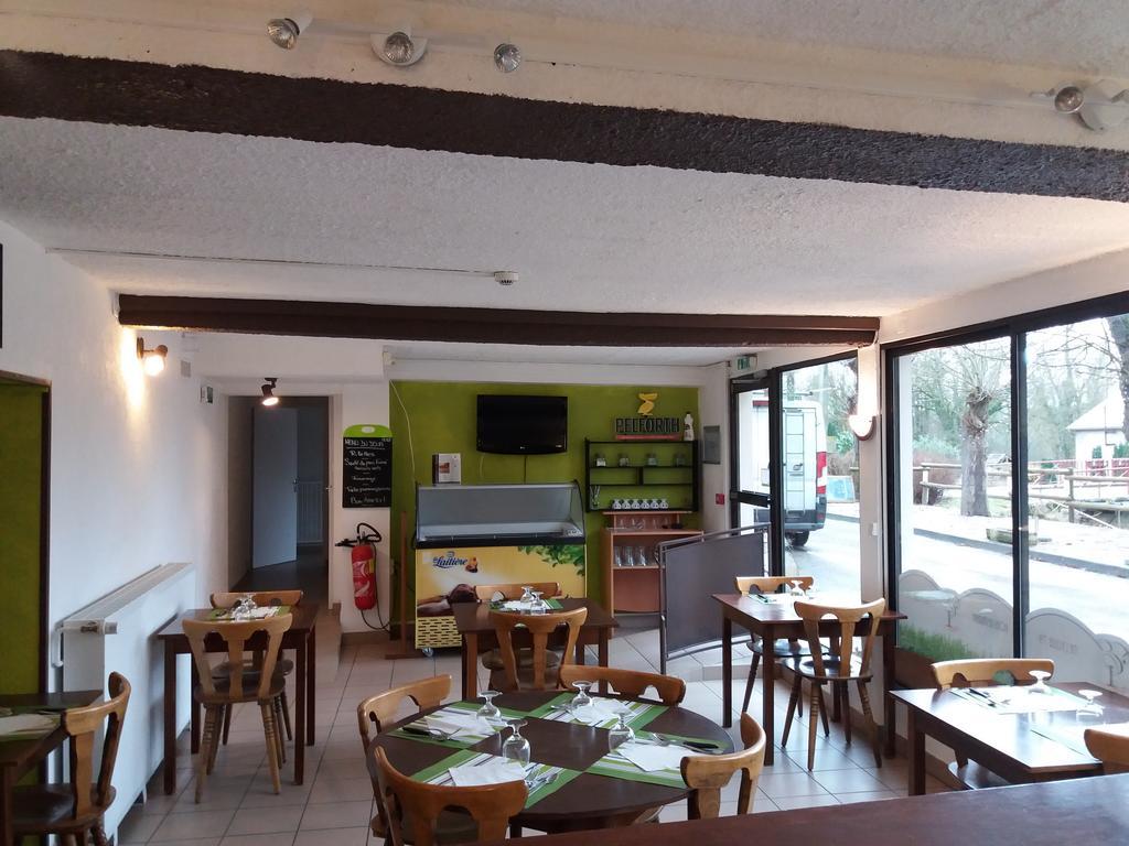 Hotel-Restaurant De L'Ecluse 79 Chassignelles Εξωτερικό φωτογραφία